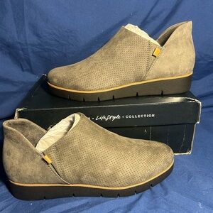 Dr. Scholls- WHOA, STEELGREY, 8.5 women QS